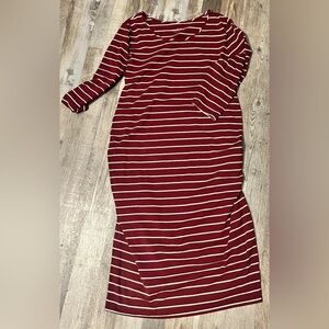 INGRID & ISABEL Maternity Dress ~ Size 2X plus ~Maroon/white